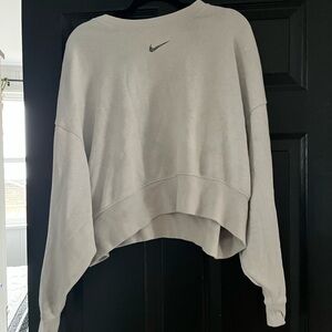 Womens Nike Crewneck
